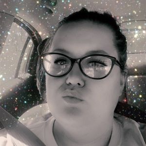 Meet your Posher, Tina